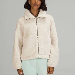 Cinchable fleece zip-up